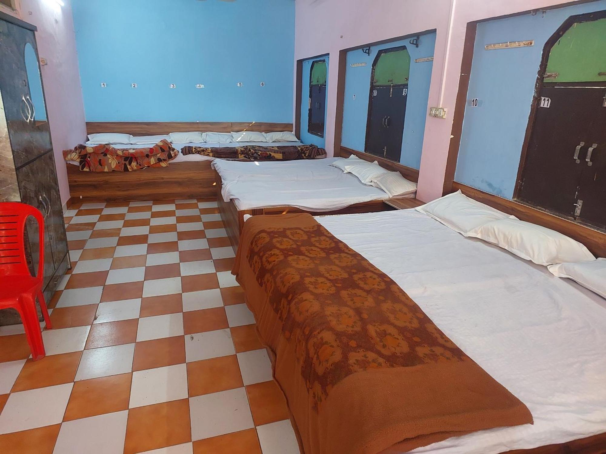 Kanti Devi Seva Sadan Mathura Exterior foto